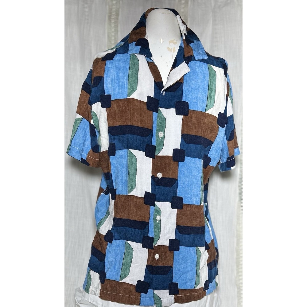 Cactus Man by Ricky Singh Short Sleeve Button‑Up Shirt – Size Medium
